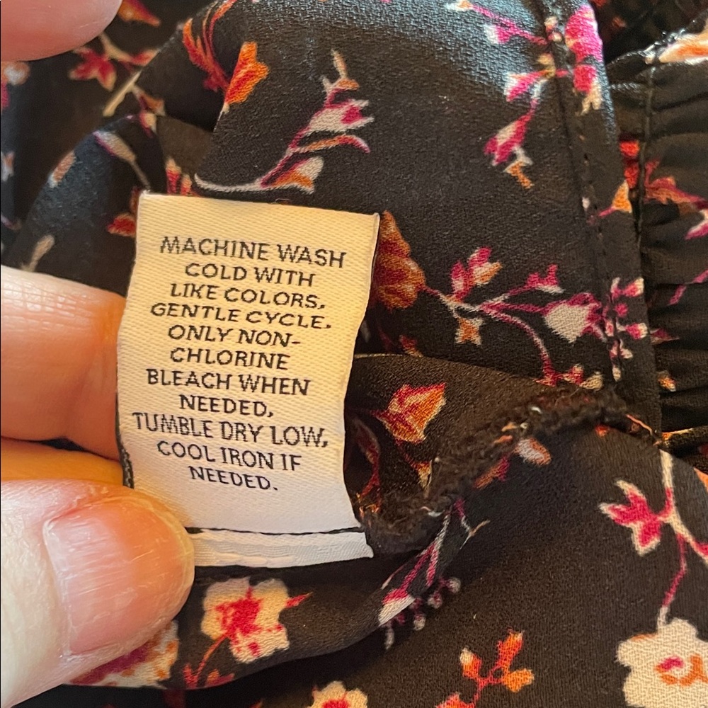 OPHELIA ROE Smocked High-Neck Black Floral Blouse Size 1X - Picture 10 of 10
